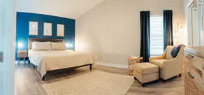 Lakeside Villa · Heated Pool · Pickleball & Tennis - Image 3