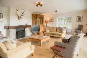 Exclusive rural cottage on a private estate. Now with a hot tub - Image 2