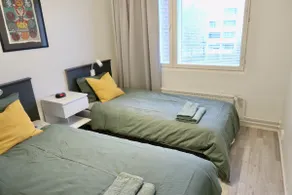 A home in the middle of town - Image 3
