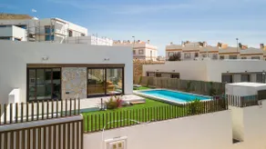 New house with pool near Benidorm - Image 4