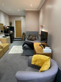 En-suite room, own entrance - Image 2