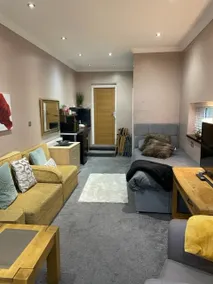 En-suite room, own entrance - Image 3