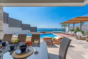 VILLA BANE heated 32m2 pool, whirlpool,120m to sea - Image 4