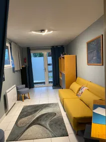 Quiet, always cool apartment close to all services, air conditioning - Image 2
