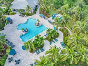 * Restaurant * Golf * Pool * Pickle Ball * Tennis - Image 5