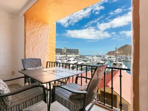 Waterfront condo@Marina downtown - Image 4