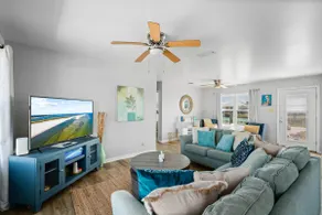 Summer *Specials*+EZ Walk 2 Beach+Water Views! - Image 3