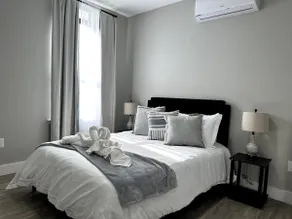 *Spacious* Modern 1 Bedroom RARE Apt w GYM - Image 2