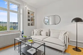 True Basel: City apartment | Rhine view - Image 5