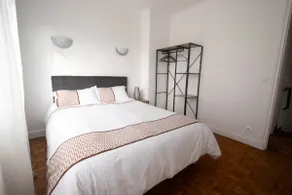 Sweet house in Villejuif - Image 4