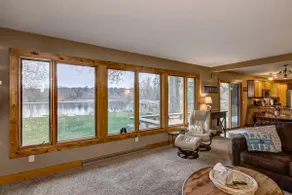 Eau Claire Riverfront 3 Bedroom Cabin with Kayaks - Image 3