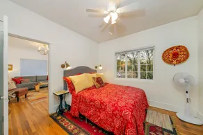 Desert Bloom, Blocks from U of A, 1 BR 1 BA - Image 5