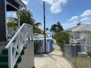 Sheridan's Place - 1 Minute Walk to the Beach - Image 3