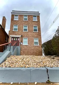 Top-Rated 2BR Suite Retreat | Near DT | Superhost - Image 2