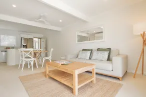 Riverside Hideaway – Quiet, Light & Airy - Image 4