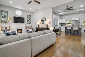 Beautiful Retreat Near Historic Downtown McKinney - Image 4