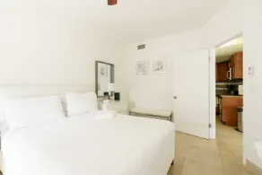 Heart of Miami Beach - Amazing 1Bdr Apartment - Image 2