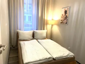 Loft Apartment North of Old Town | 2 Bedrooms - Image 5