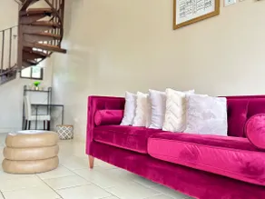 ”Red Velvet” Apartment - Image 2