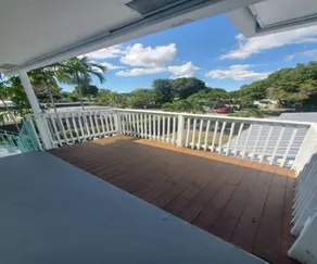 Short Walk to Wilton Drive Apt5 - Image 3