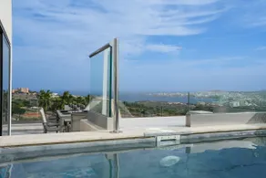 Lux Sea&Country Views with Pool - Image 2