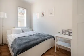 Liget Apartment - Image 5