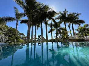 Stunning view! Spacious modern comfortable home - Image 2