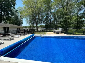 Poolside Paradise - Image 3