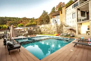 Equipped apartment in a condominium with amenities - Image 2
