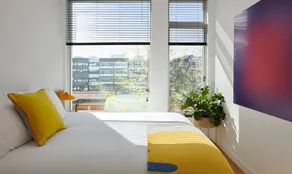Tranquil 1 Bedroom Apartment in Amenity Building - Image 2