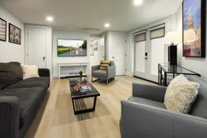 Ultra Modern Ground Floor Apartment - Image 2
