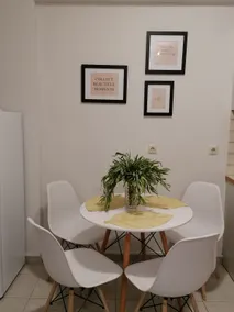 ROBERT's Flat in Nafplio Town Centre - Image 3
