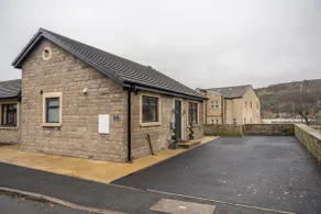 The bungalow at Phoenix Court - Image 2