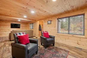 Riverfront Cabin in the White Mountains - Image 2