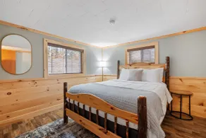 Riverfront Cabin in the White Mountains - Image 4