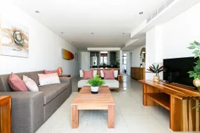 Eden on the Bay Self Catering Accommodation - Image 3