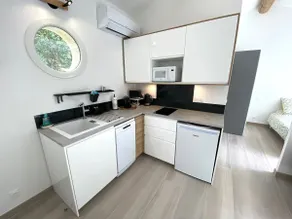 Guest house with garden - Image 5