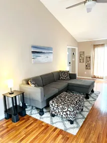 Charming 3bed! Your Cozy Retreat - Image 2