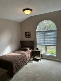 Charming 3bed! Your Cozy Retreat - Image 5