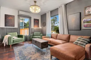 Casa Nera- Modern Vintage Remodeled 1915 -Downtown - Image 4