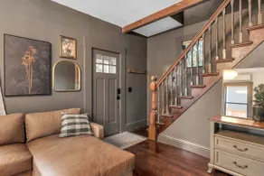 Casa Nera- Modern Vintage Remodeled 1915 -Downtown - Image 2