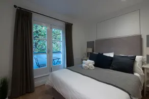 Abbey Rd - St John's Wood Retreat by Aureva - Image 2