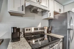 New Remodel by Banner Baywood. Central Mesa - Image 5