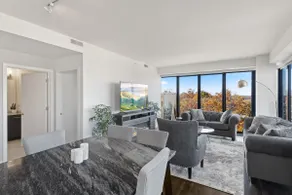 ”Faith of Evanston”2BDR/2bth W Gym+Pool - Image 4