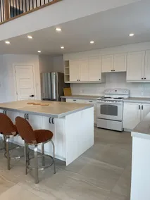 Large comfortable home. - Image 5