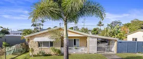 A piece of paradise with a pool! - Image 5
