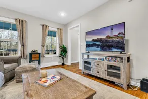 Fenced Yard | King Bed | Close 2 Beaches & Kport - Image 5
