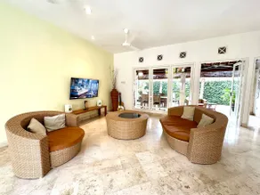 Villa Eat Pray Love - Image 5
