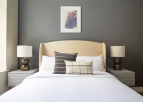 Airy, Pet-friendly, FiDi studio - Image 2