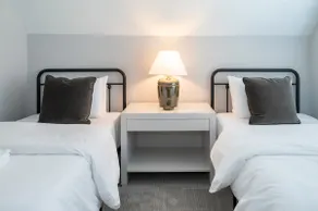 Modern 4BR Oasis - Main Level Master + 2 King Beds - Image 3